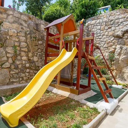 1 Bedroom Gorgeous In