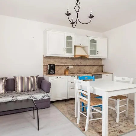 1 Bedroom Gorgeous In