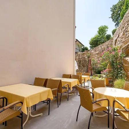 1 Bedroom Gorgeous In * Moscenicka Draga